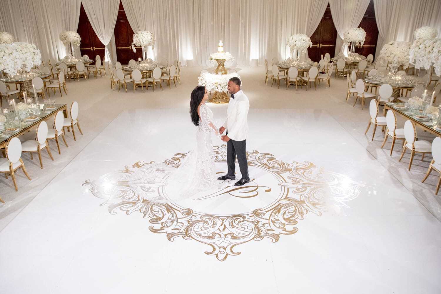 20x20ft Gloss White Floor (Monogram Printed)